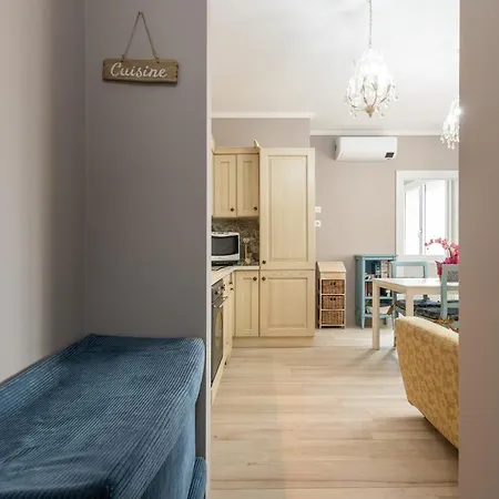 La Petite Maison